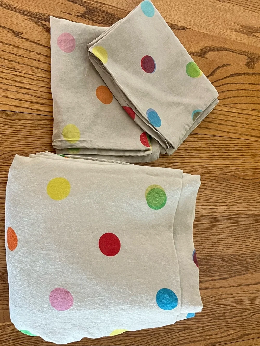 IKEA Polka Dot Duvet Cover Set in Beige with Multicolor Dots